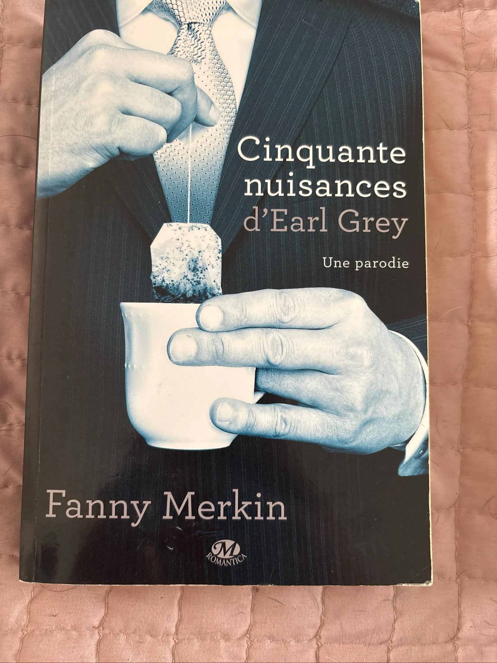 Cinquante nuisances d’Earl Grey - une parodie